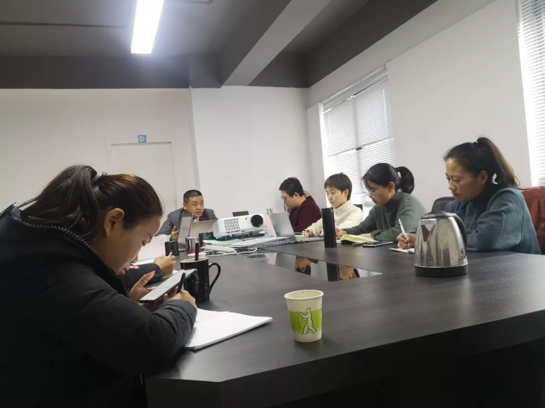 NLC电子CEO光临荆门战区组织领导并召开火略分析暨员工培训大会