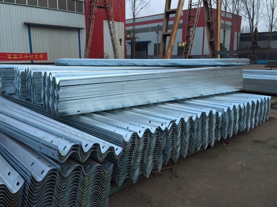 波形护栏板造作流程是怎么样的？