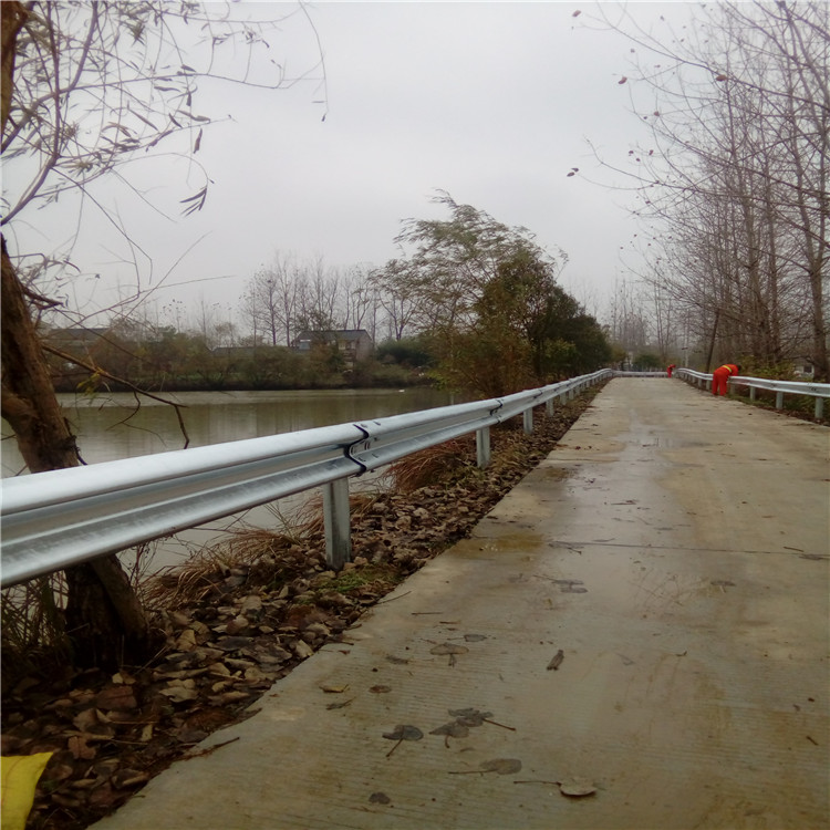 浙江公路护栏几多钱一米？